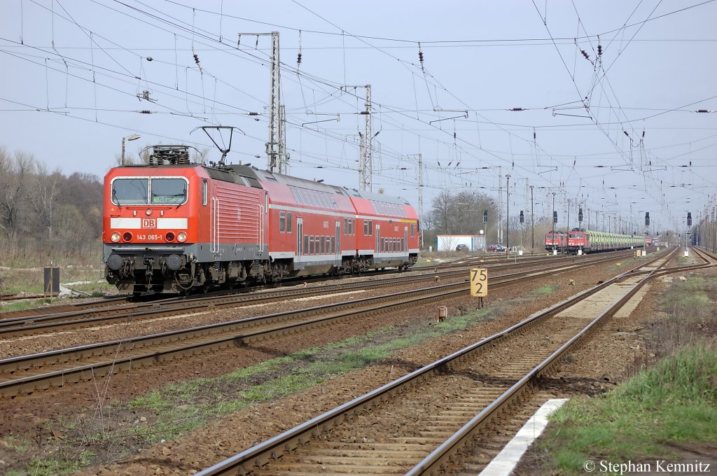 143 065-1 mit der RB21 (RB 18665) nach Potsdam Griebnitzsee in Priort. 05.04.2011