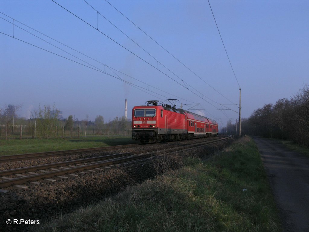 143 155-0 zieht den RE18209 nach Cottbus als RB 11 bei Eisenhttenstadt. 18.04.11
