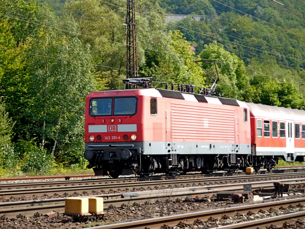 143 281-4 mit Rb nach Schlchtern am 05.09.10 in Gemnden am Main