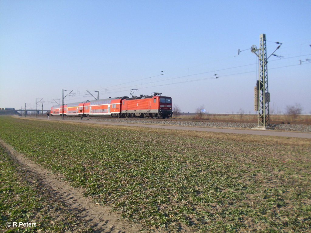 143 685-3 als S10 37051 nach Leipzig HBF bei Schkeuditz West. 04.03.11