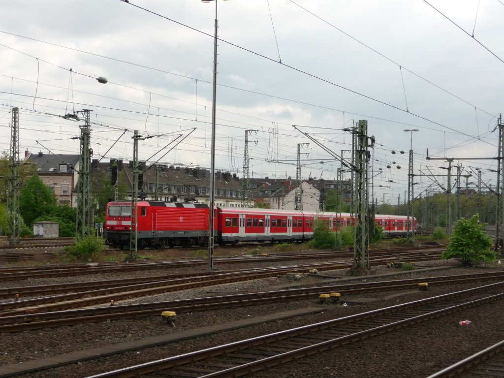 143 840 erreciht am 03.05.2012 Dsseldorf Hauptbahnhof.
S6 -> Essen Hauptbahnhof