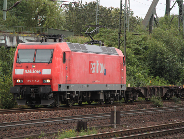 145 014-7 Bei der Durchfahrt in Hamburg-Veddel(23.07.2011)