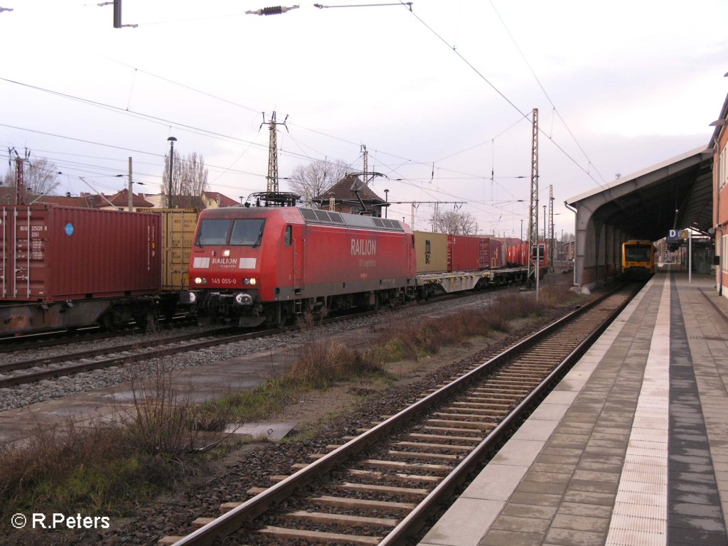 145 033-0 erreicht Frankfurt/Oder mit ein containerzug. 19.03.08