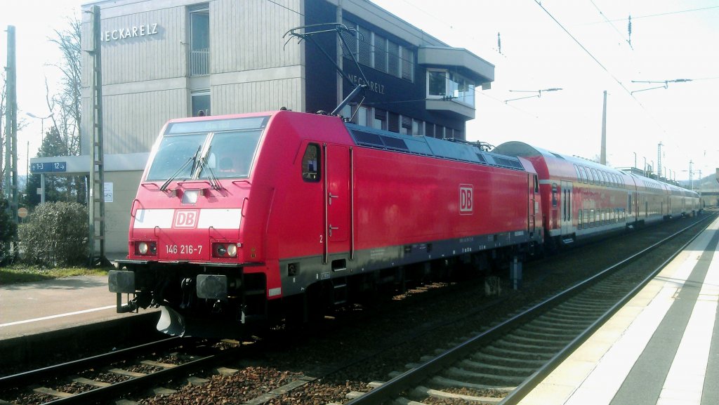 146 216-7 mit RE nach Ulm in Mosbach-Neckarelz am 07.04.2013