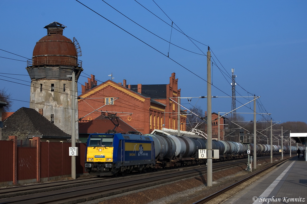 146 520-2 Captrain Deutschland GmbH mit einem Kesselzug in Rathenow in Richtung Stendal unterwegs. 15.03.2012