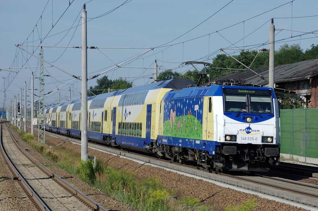 146 535-0  Rizzi Lok  zieht den zweiten metronom Sonderzug Berlin 2010 durch Rathenow in die Hauptstadt. 21.08.2010