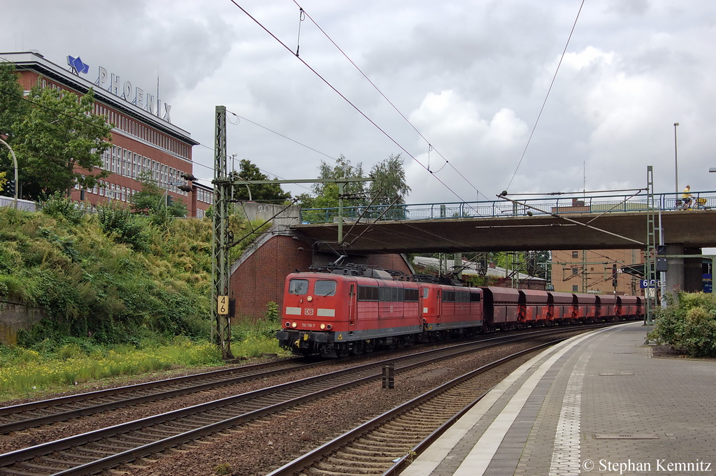 151 118-7 & 151 104-7 mit einem Faals Ganzzug in Hamburg-Harburg. 01.09.2011