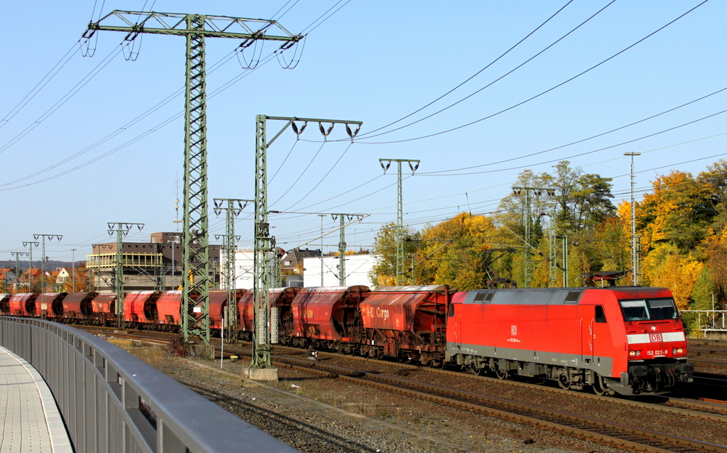 152 023 mit Gterzug am 19.10.12 in Fulda