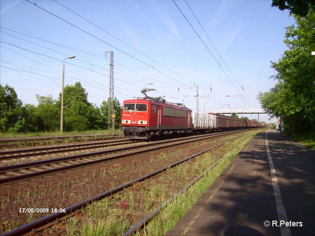 155 048-2 durchfhrt saarmund mit ein gemischten Gterzug. 17.05.09