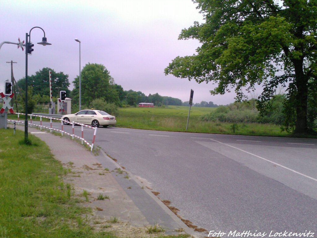 172 001-0 & 172 601-7 in Weiter Fwerne unterwegs nach Bergen auf Rgen und sein Nchster Halt ist Putbus am 1.6.13