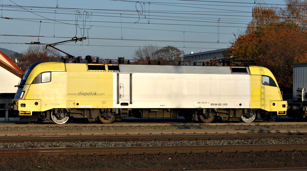 182 512 von TX mit Gterzug am 09.11.11 in Fulda
