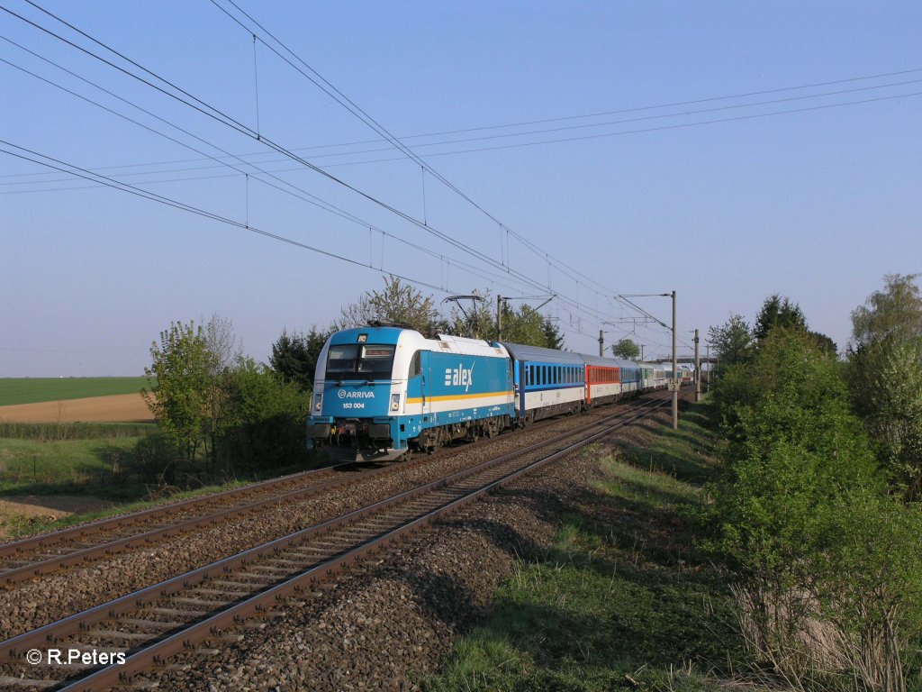 183 004 mit ALX 357 / 84114 Mnchen – Praha hl.n. / Hof bei Altegolsheim. 21.04.11
