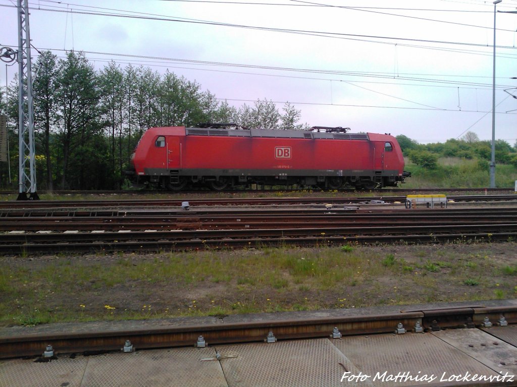 185 070-8 abgebgelt in Mukran am 20.5.13