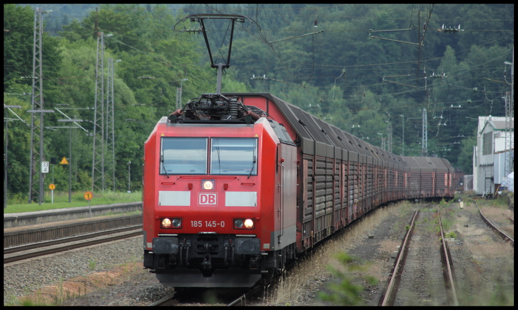 185 145 von DB Schenker mit Autozug am 05.07.13 in Jossa
