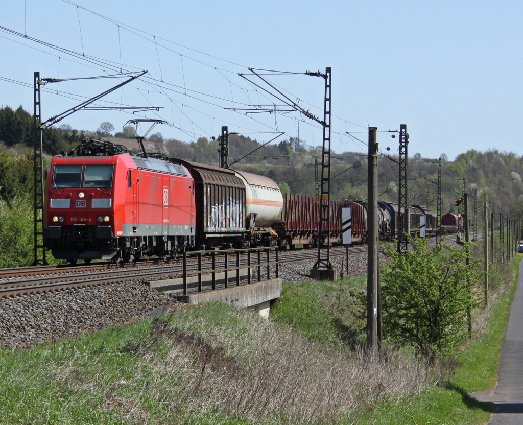 185 148 mit Gterzug am 28.04.12 in Haunetal Rothenkirchen