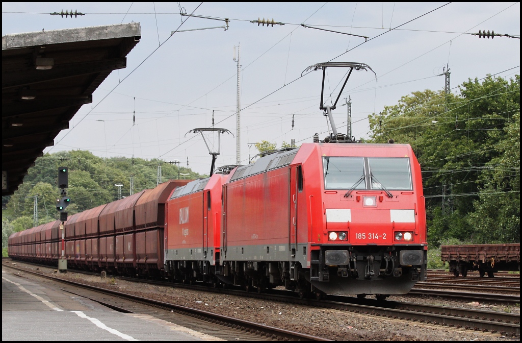 185 314 und 185 290 mit einem Kohlezug am 16.07.11 in Kln West