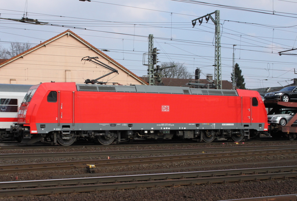 185 373-8 mit Gterzug am 15.03.11 in Fulda