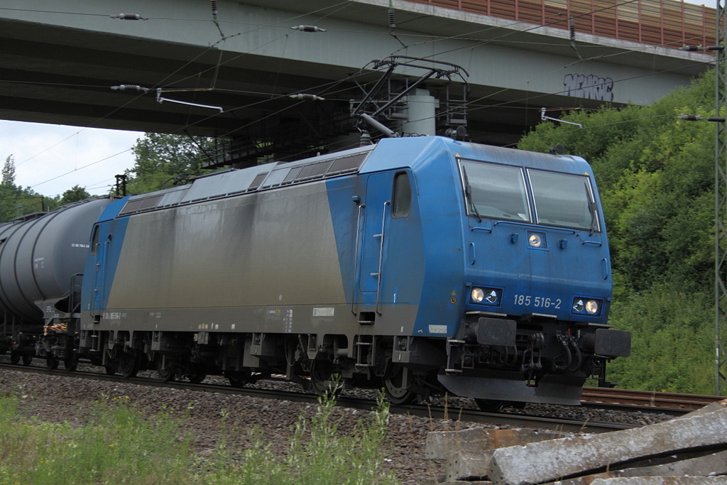 185 516-2 mit Gterzug am 23.06.11 bei Fulda