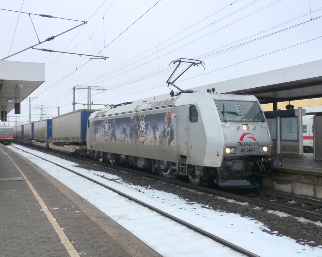 185 540-2 mit Gterzug am 06.02.10 in Fulda