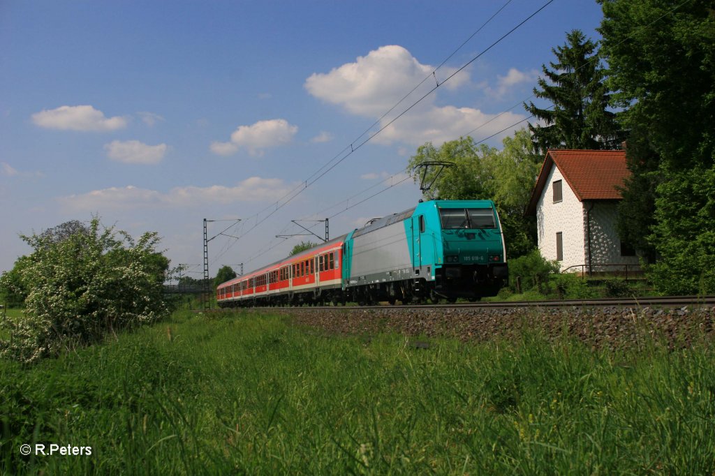 185 618-6 schiebt die S3 39350 nach Nrnberg HBf bei Postbauer-Heng. 13.05.11