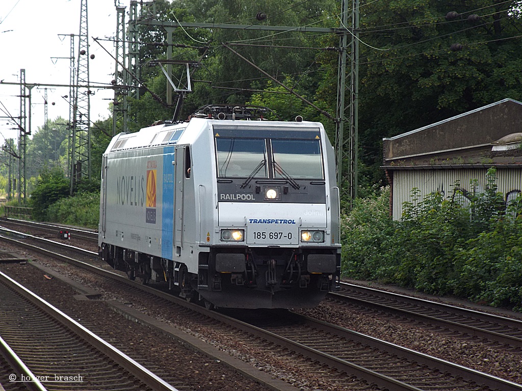 185 697-0 von railpool fuhr solo am 03.07.13 durch harburg