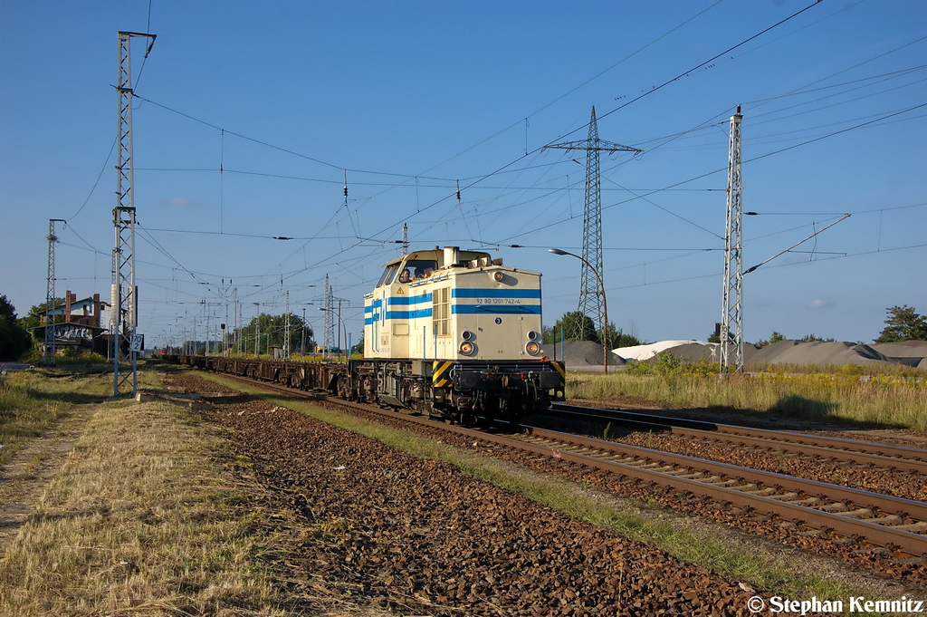 201 742-4 ITB - Industrietransportgesellschaft mbH Brandenburg mit einem Sgns Ganzzug in Satzkorn und fuhr nach Brandenburg-Altstadt. Netten Gru an den Tf! 04.09.2012