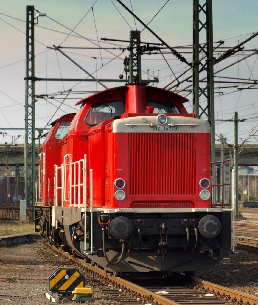 212 347-9 stand gemeinsam mit der MEG V100 abgestellt im Harburger RBF.