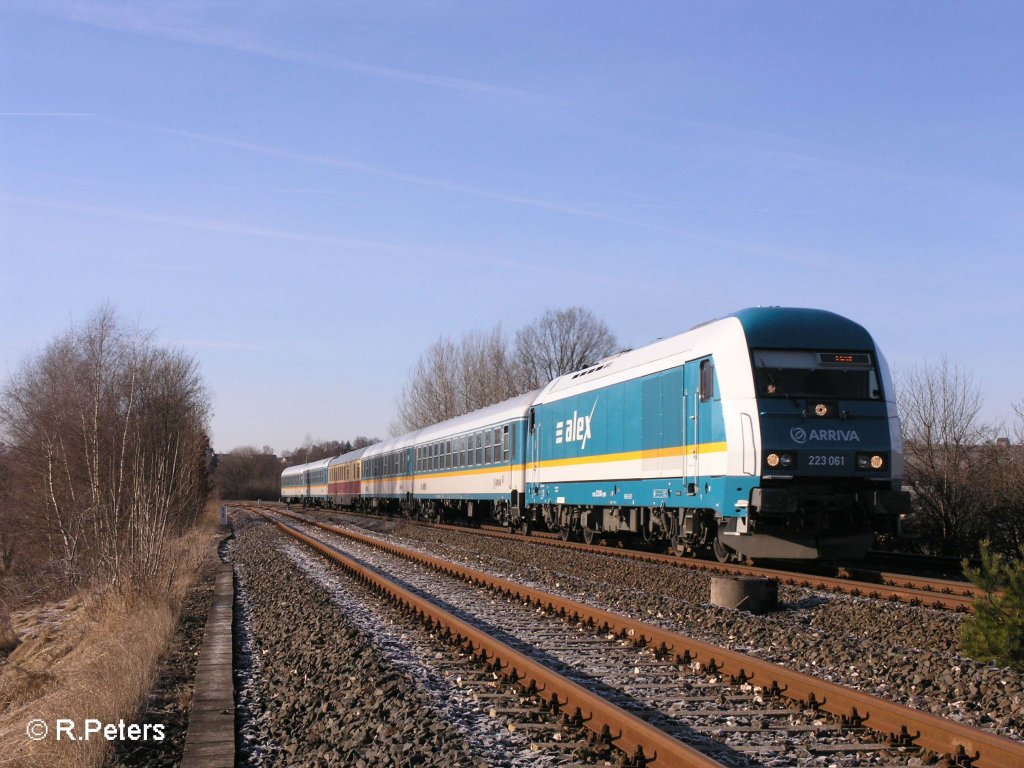 223 061 zieht ein Alex nach Hof bei Schnfeld. 17.02.08