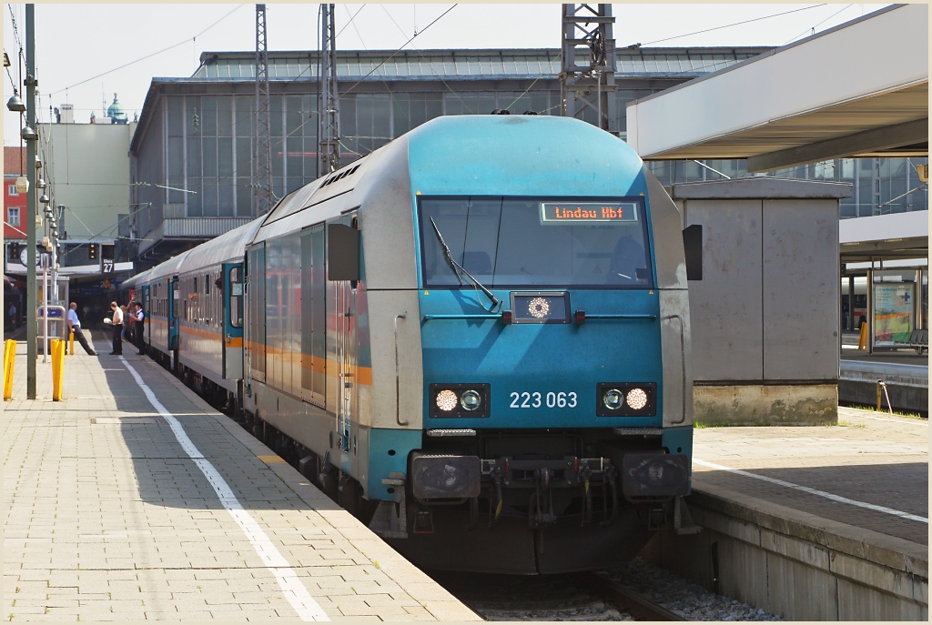 223 063 mit Alex nach Lindau im Mnchner Hbf.(22.08.11)