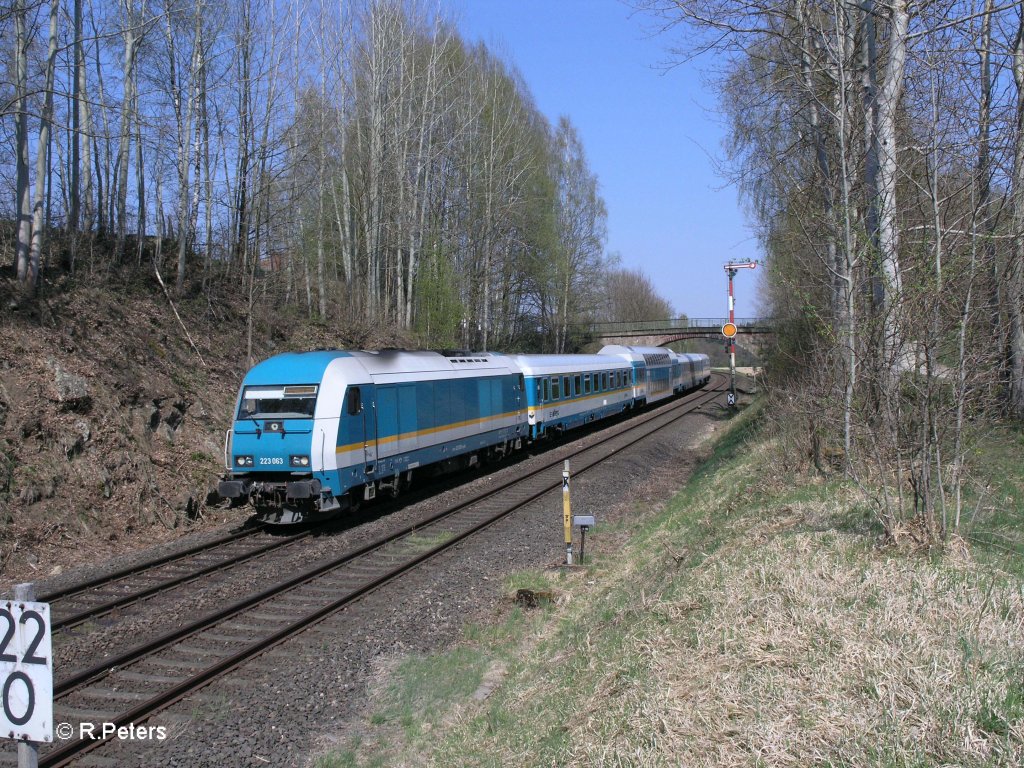 223 063 mit ALX84115 nach Mnchen bei Reuth bei Erbendorf. 22.04.11