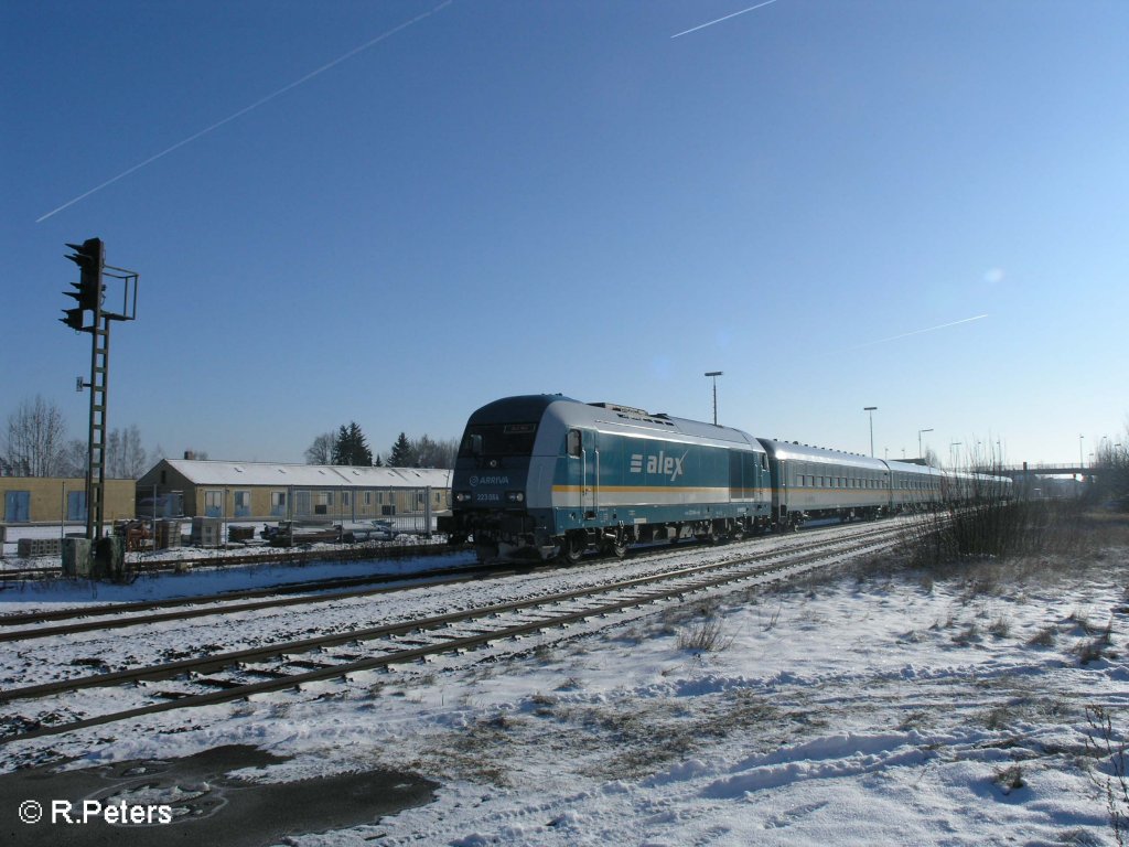 223 064 erreicht Wiesau/Oberpfalz mit dem ALX37976 nach Hof. 09.01.09