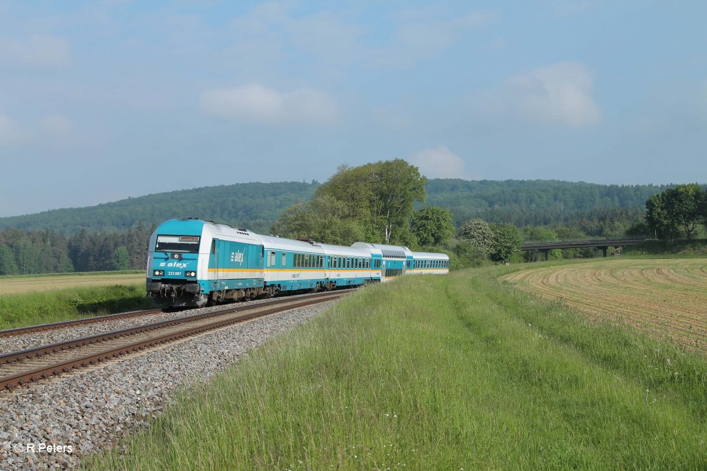 223 067 mit dem ALX84109 Hof - Mnchen bei Oberteich. 07.06.13