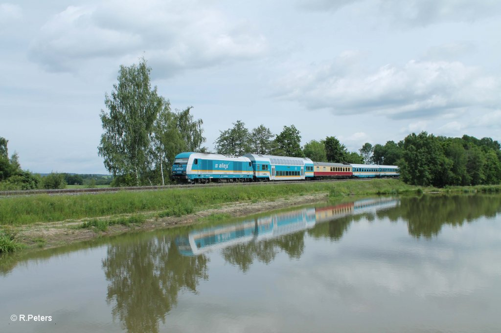 223 068 mit dem ALX84111 Hof - Mnchen bei Wiesau. 16.06.13