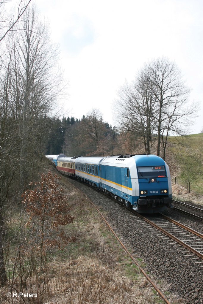 223 069 mit ALX84106 Mnchen - Hof bei Reuth bei Erbendorf. 04.04.12