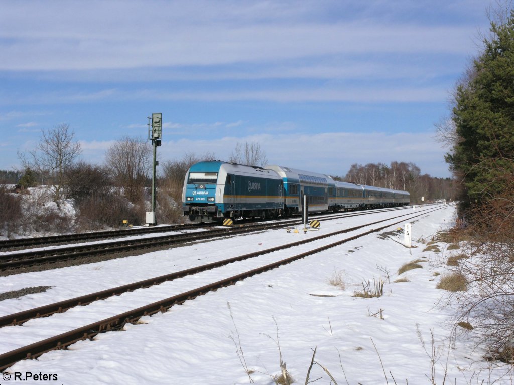 223 069 zieht bei Schnfeld den Mittags Alex nach Mnchen. 28.02.10