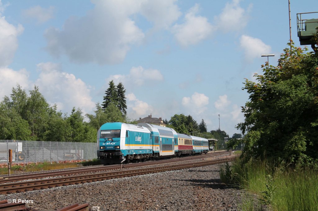 223 070 mit dem ALX84111 Hof - Mnchen in Wiesau/Oberpfalz. 11.06.13