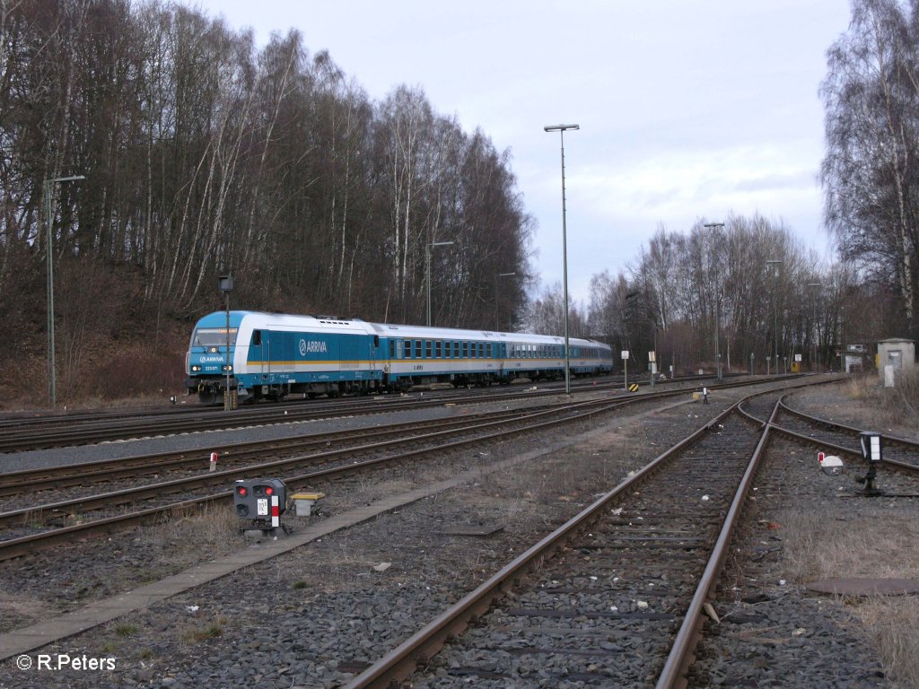 223 071 fhrt mit den ALX37983 nach Mnchen in Marktredtwitz ein. 28.11.09
