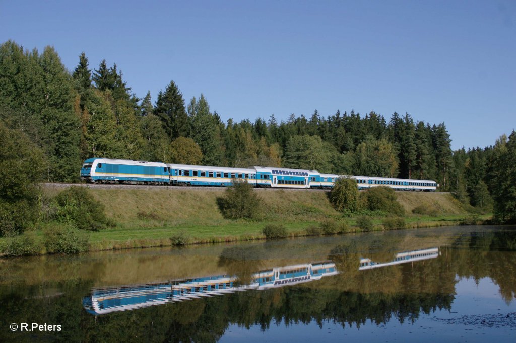 223 071 mit dem ALX84111 Hof - Mnchen bei Oberteich. 01.10.11