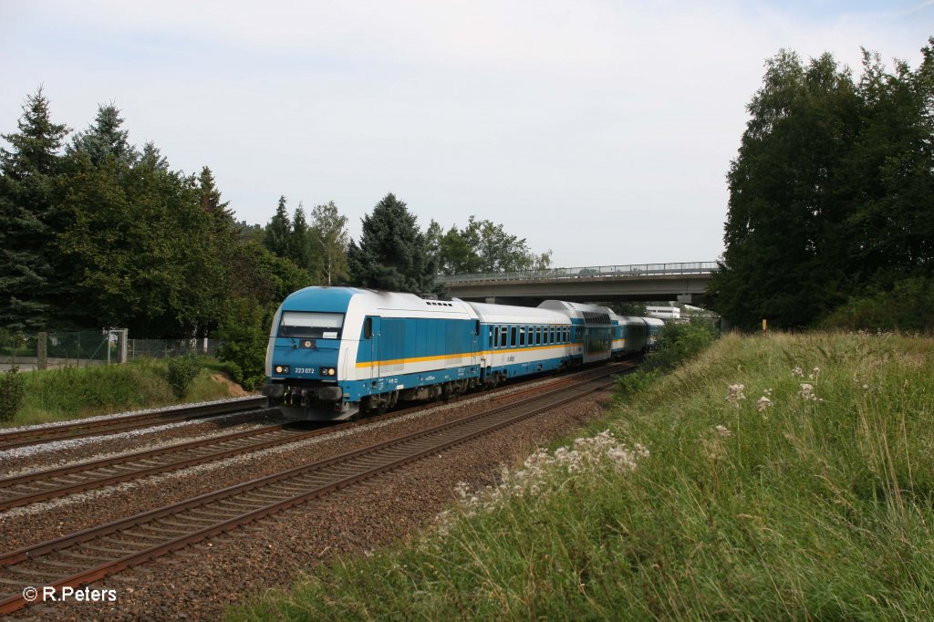 223 072 mit dem ALX84111 nach Mnchen beim verlassen von Weiden. 01.09.11