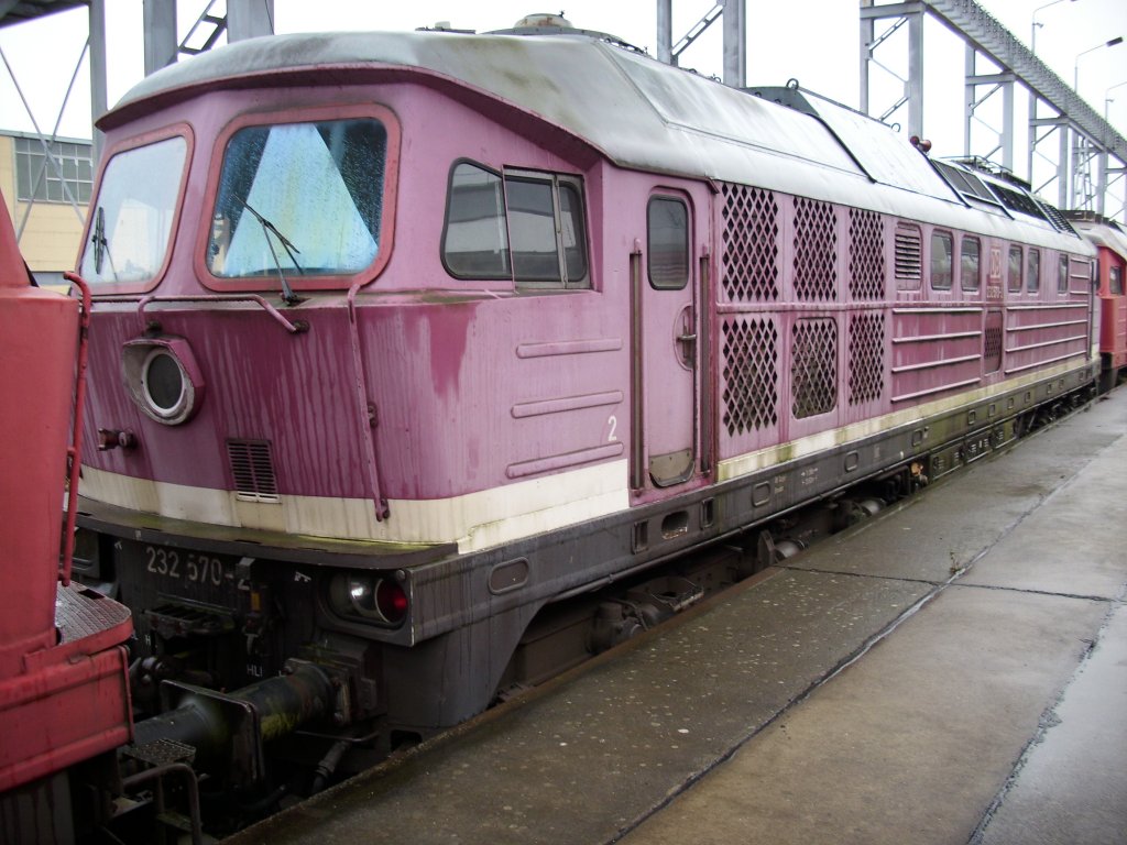 232 570-2 ex.Bh Dresden Friedrichstadt am 24.Januar 2009 in Mukran West.