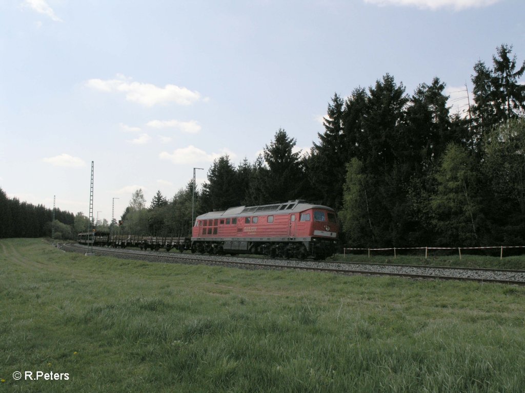 232 589-1 mit gemischten Gterzug bei Fhring. 05.05.11