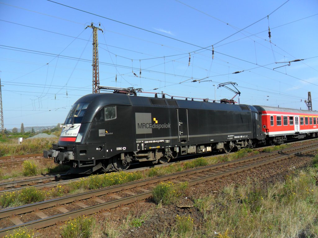 25.09.2011 Naumburg(Saale) Hbf. F�r MRCE dispolok ES64 U2-028 ging es nach Kurzwende , bedingt durch die Sreckensperrung wegen PU bei Lei�ling, als RB nach Eisenach zur�ck. 