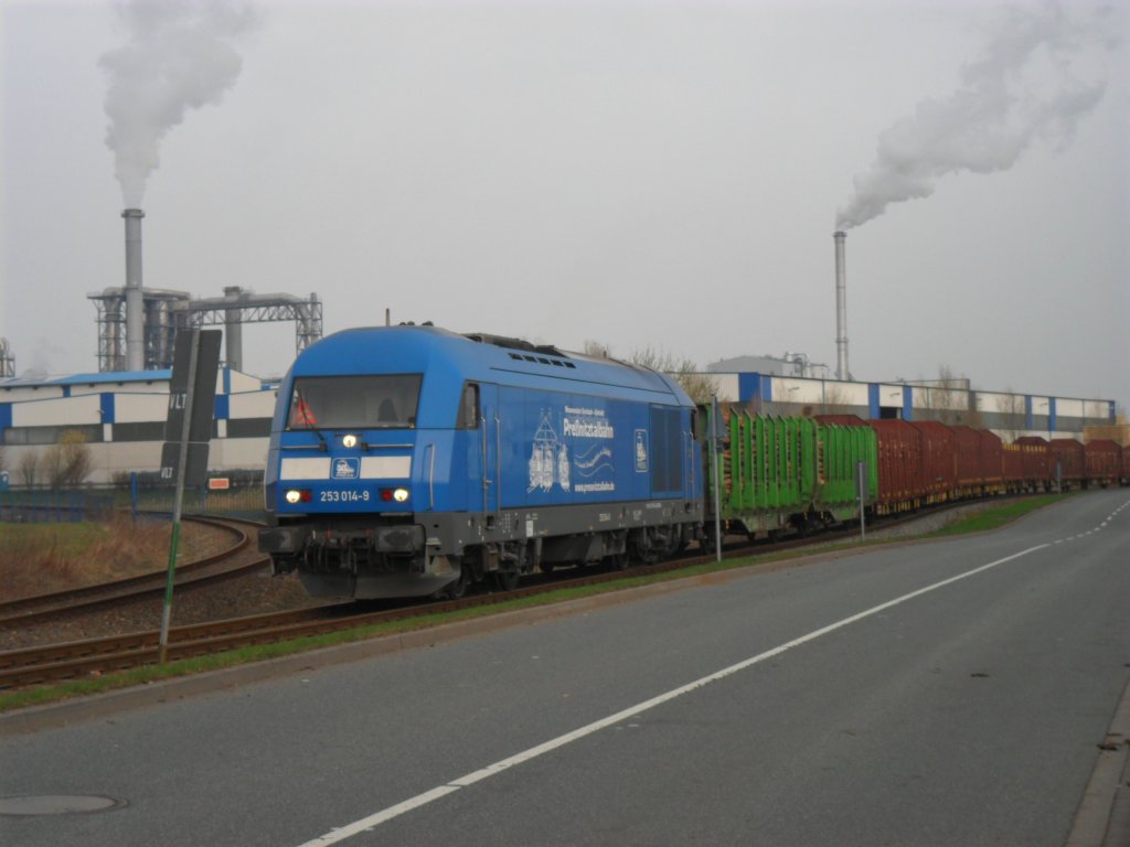 253 014 in Wismarer Hafen am 3.4.11