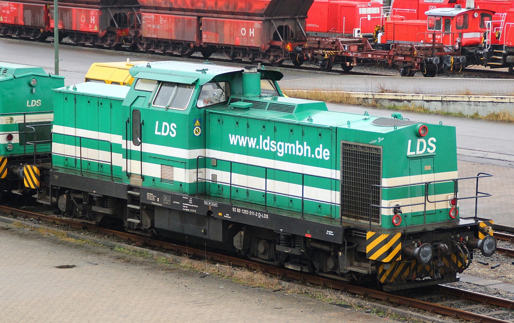 293 511-2 der LDS/Lok 6 abgestellt in Maschen am 7.1.12