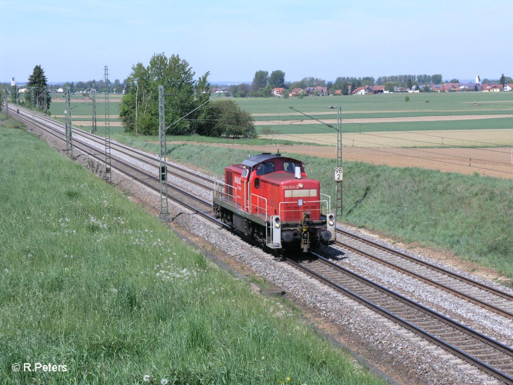 294 624-2 als Lz nach Plattling bei Taimering. 07.05.11