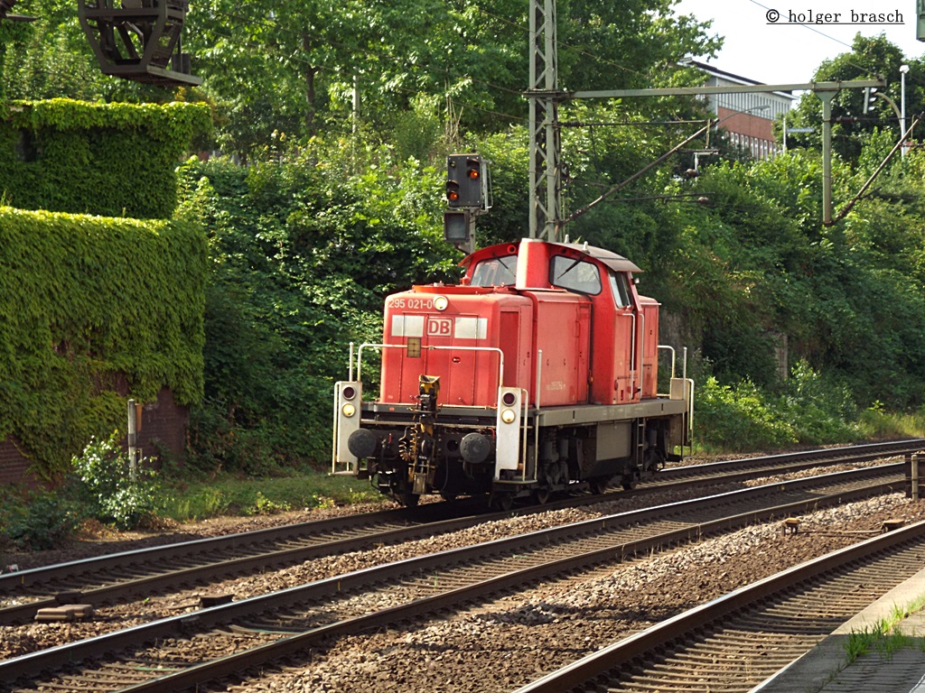 295 012-0 fuhr solo am 02.08.13 durch hh-harburg