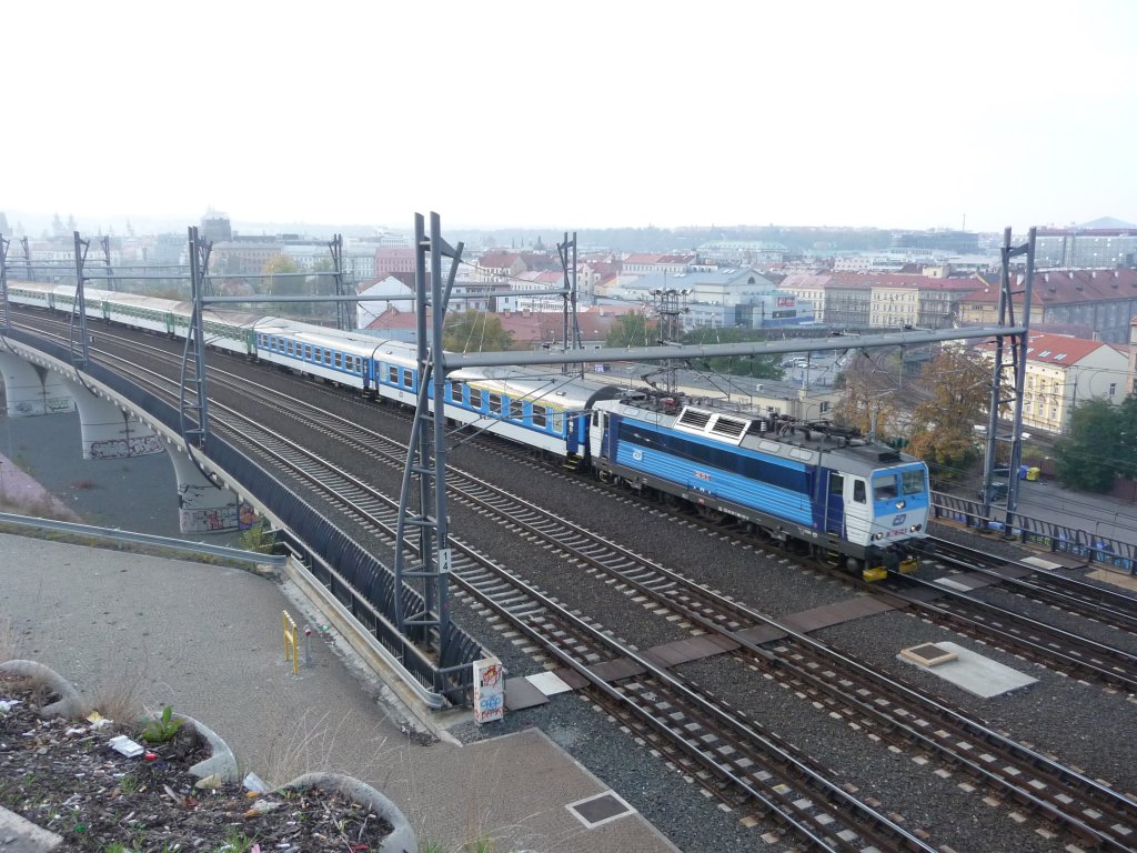 362 xxx verlsst am 30.10.2011 Prag.