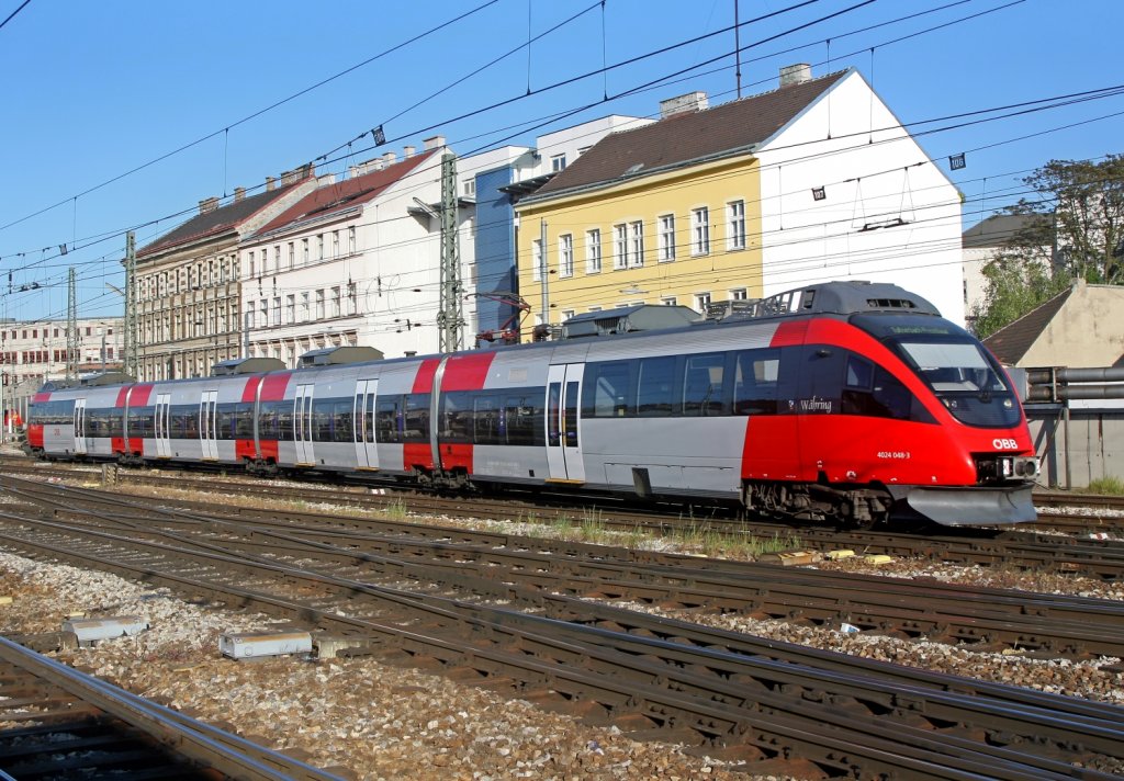 4024 048-3 am 30.04.07 in Wien Westbahnhof 