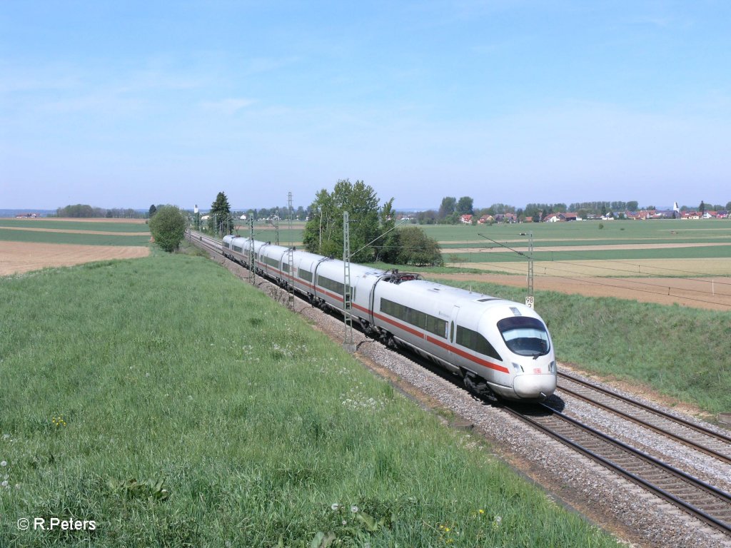 411 060-7  Markt Holzkirchen  als ICE23 Dortmund - Wien bei Taimering. 07.05.11