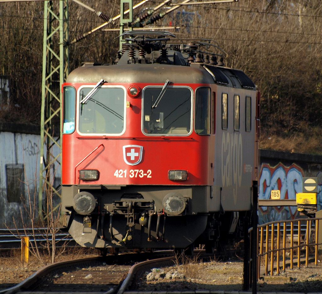 421 373-2 der SBB Cargo stand abgestellt im Harburger Bahnhof.